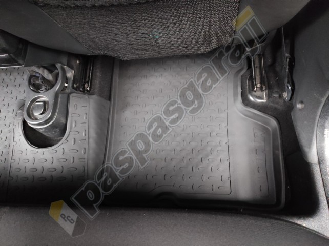 Seintex Dacia Duster 4D Kauçuk Havuzlu Paspas, 2009-2018 Arası