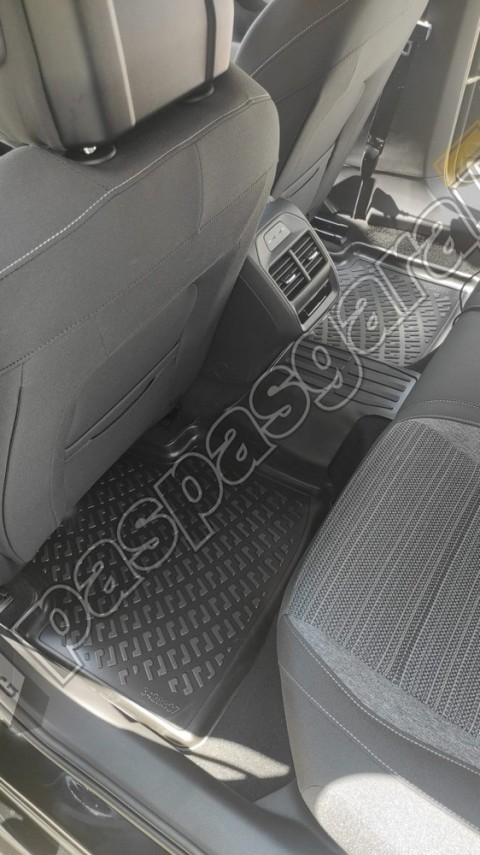 Yeni Skoda Superb 4  3D Havuzlu Paspas 2024- Sonrası