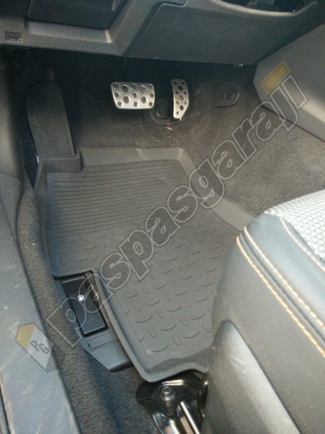 Subaru Xv 2011-2017 Seintex 4D Havuzlu Paspas