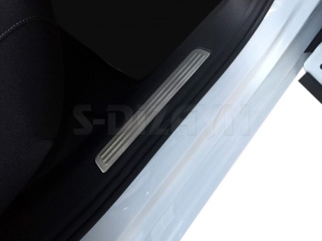 S-Dizayn VW Passat B8 Krom İç Kapı Eşiği 4 Parça 2015-2019